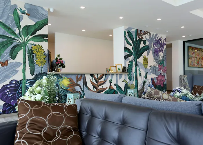 Hotel Oasis
