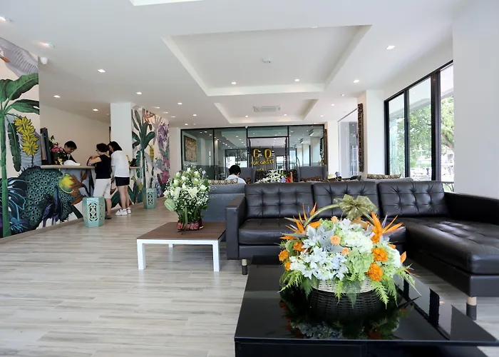 Oasis Hotel 3*