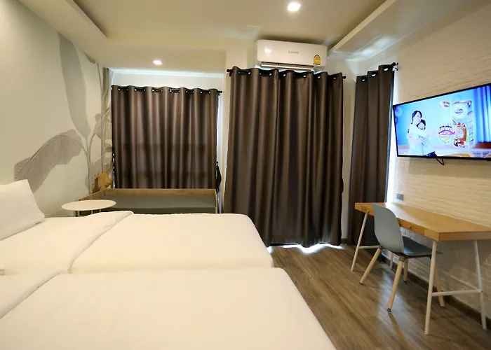 Oasis Hotel 3*