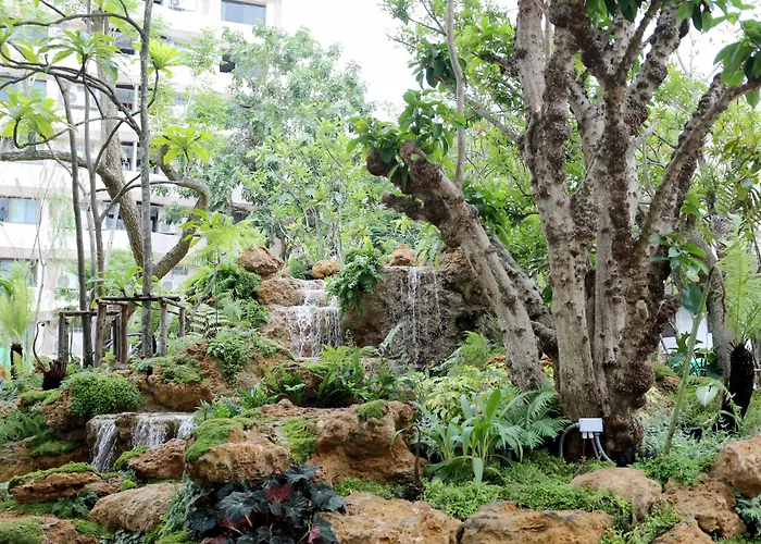 Hotel Oasis